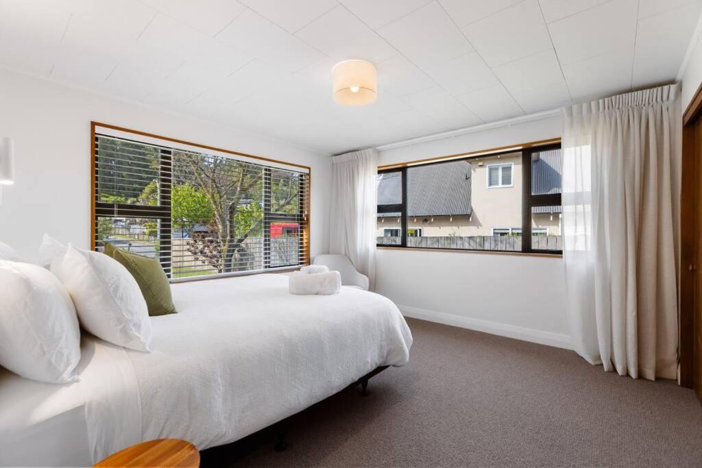 Peakview Lodge Wanaka Exterior photo