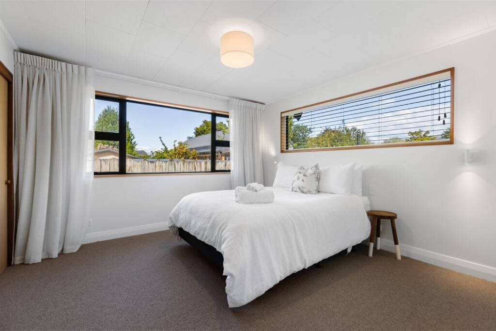 Peakview Lodge Wanaka Exterior photo